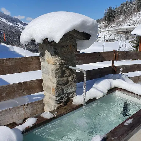 Chalet Pagrüeg Klosters-Serneus