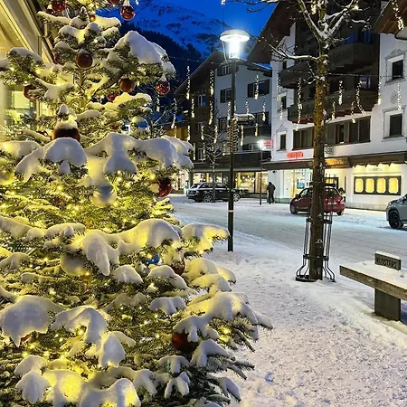 Pagrüeg Chalet Klosters-Serneus