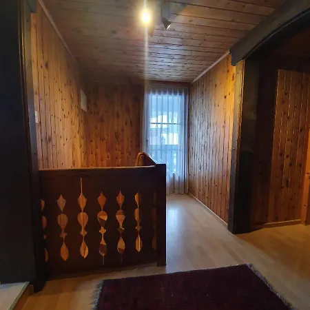 Pagrueeg Chalet